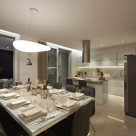 فيلة Villa Trogir *