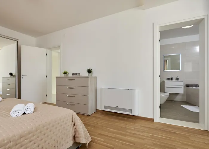 Villa Trogir Villa *